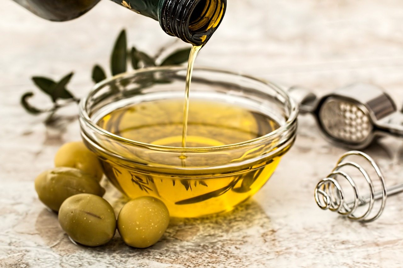 olive-oil-g334a80888_1280