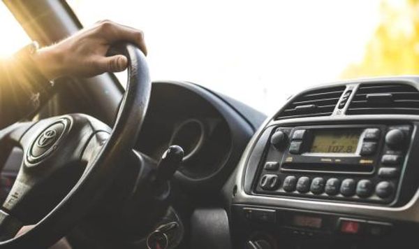 Dicas inteligentes para economizar com o carro sem abrir mão da segurança dicas-inteligentes-para-economizar-com-o-carro