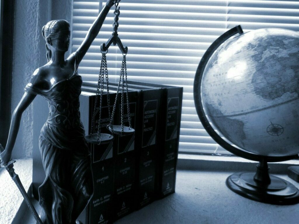 lady-justice-g6c64319be_1280-e1643403933707-1024x767